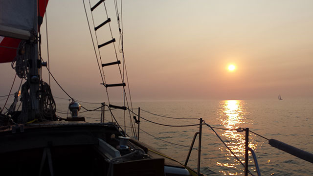 Light early morning wind during the Hook Race, Lake Michigan